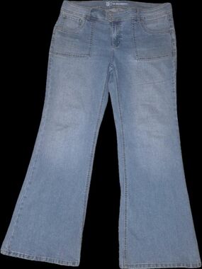 No Boundaries Women's Light Blue Wide Leg Jeans And More